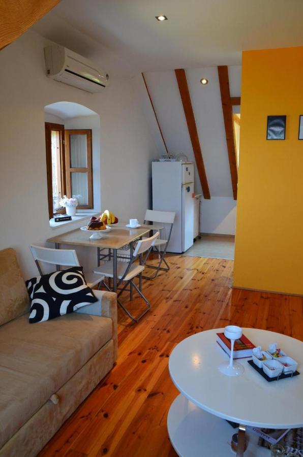 Apartment Brautovic *