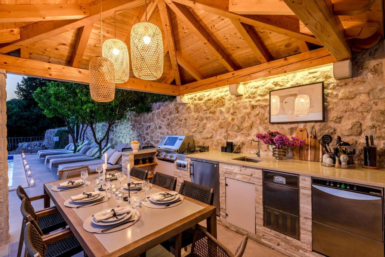 Maria - Exclusive Privacy Villa *