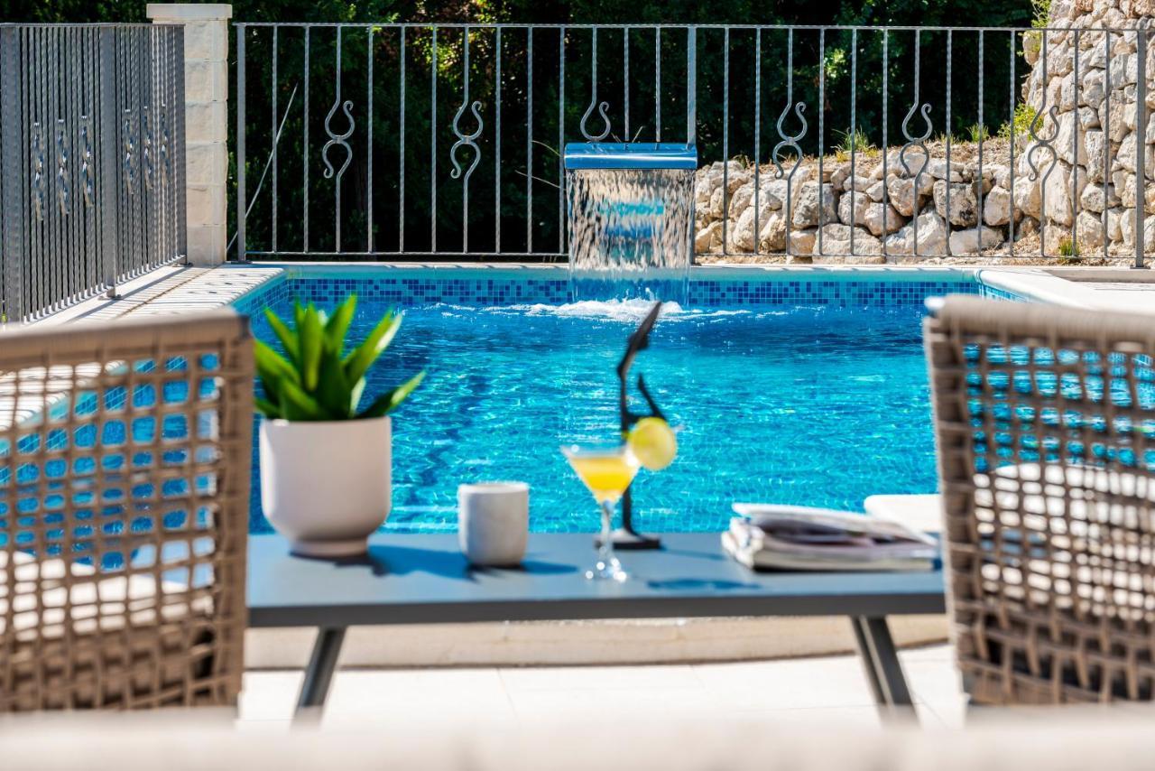 Maria - Exclusive Privacy Villa *