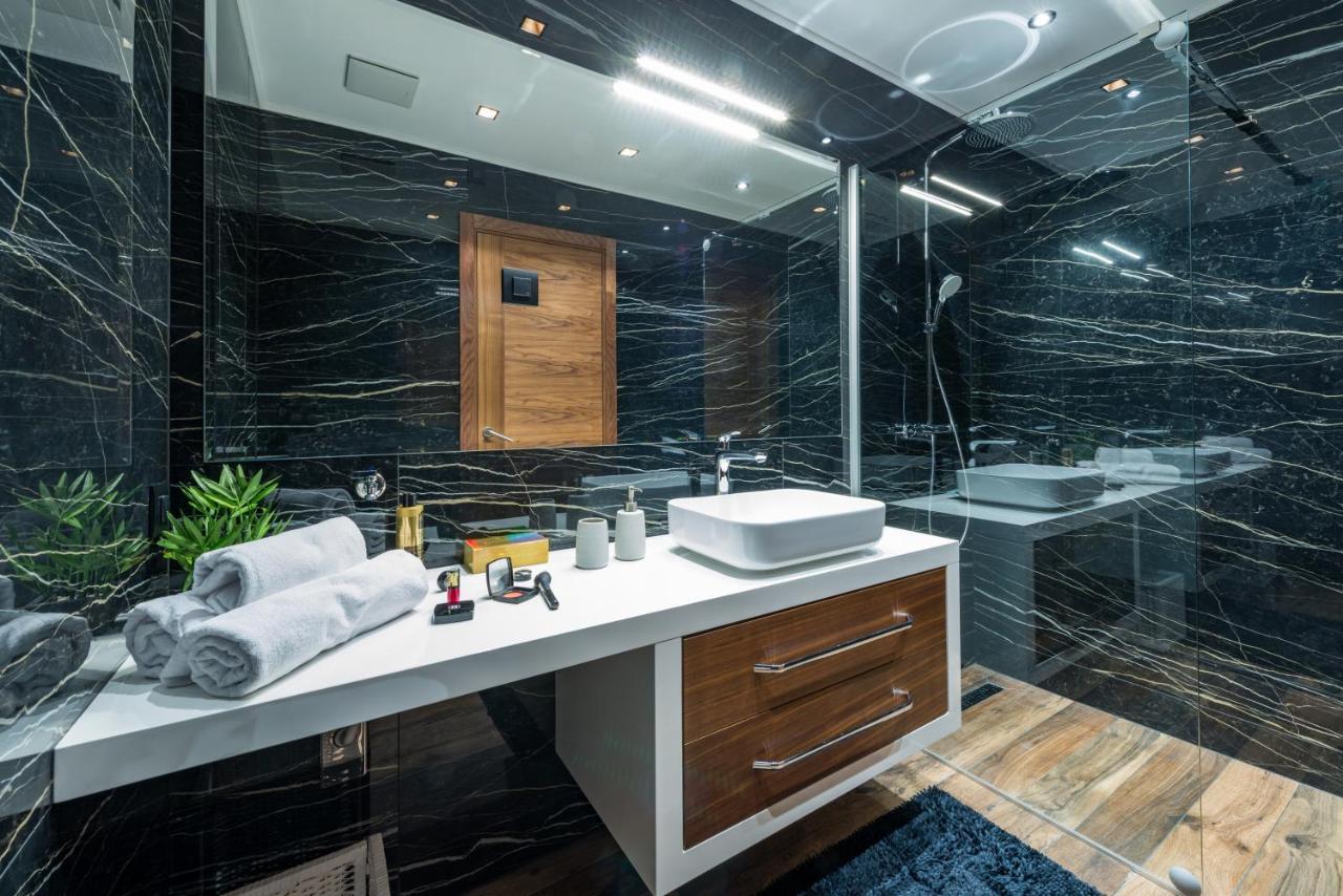 Apartment Exclusive Marangun *