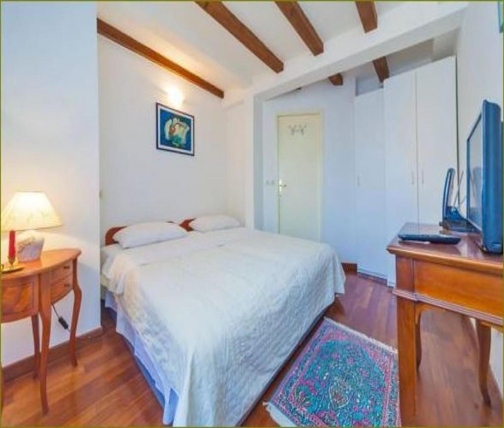 Vi-la Apartment *