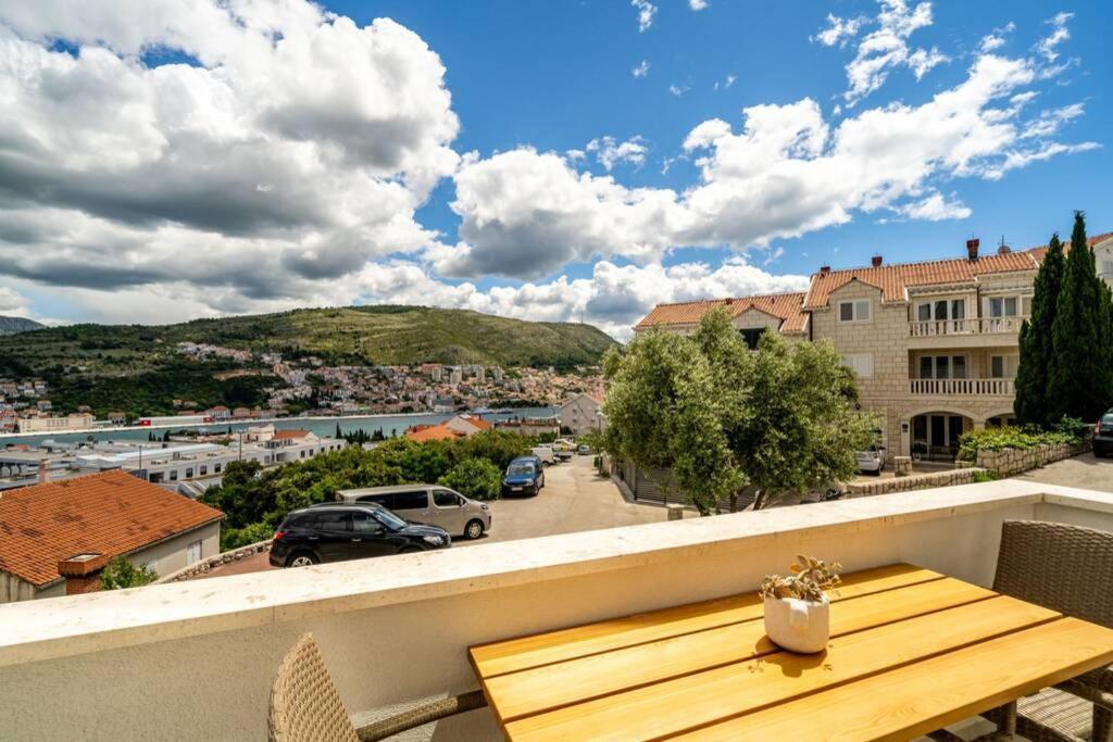 Diana: Bayside View Beauty - A Romantic Apartment Dubrovnik