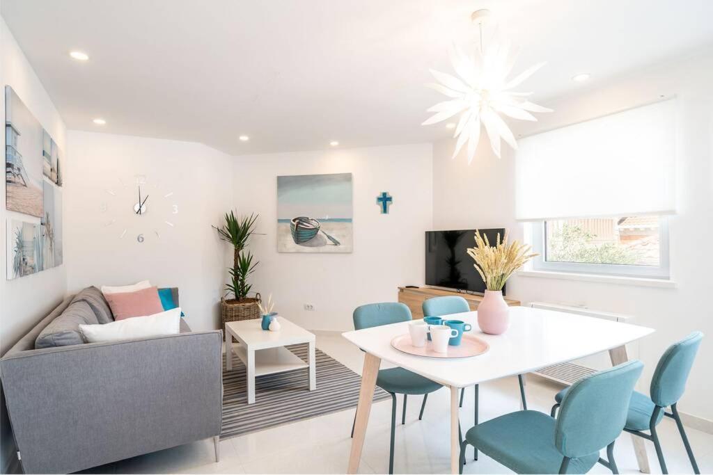 Apartamento Diana: Bayside View Beauty - A Romantic Dubrovnik