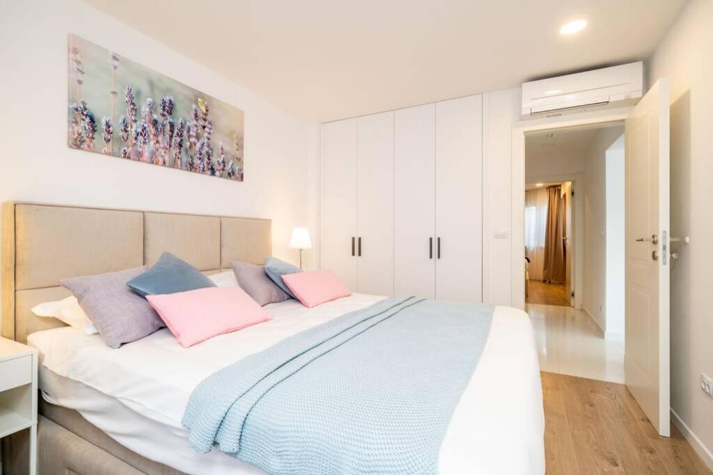 Apartamento Diana: Bayside View Beauty - A Romantic