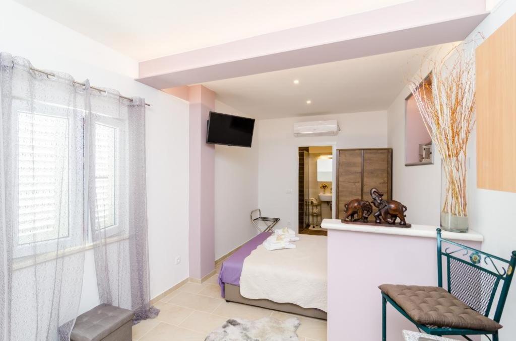 Guest house & Lady O 3*