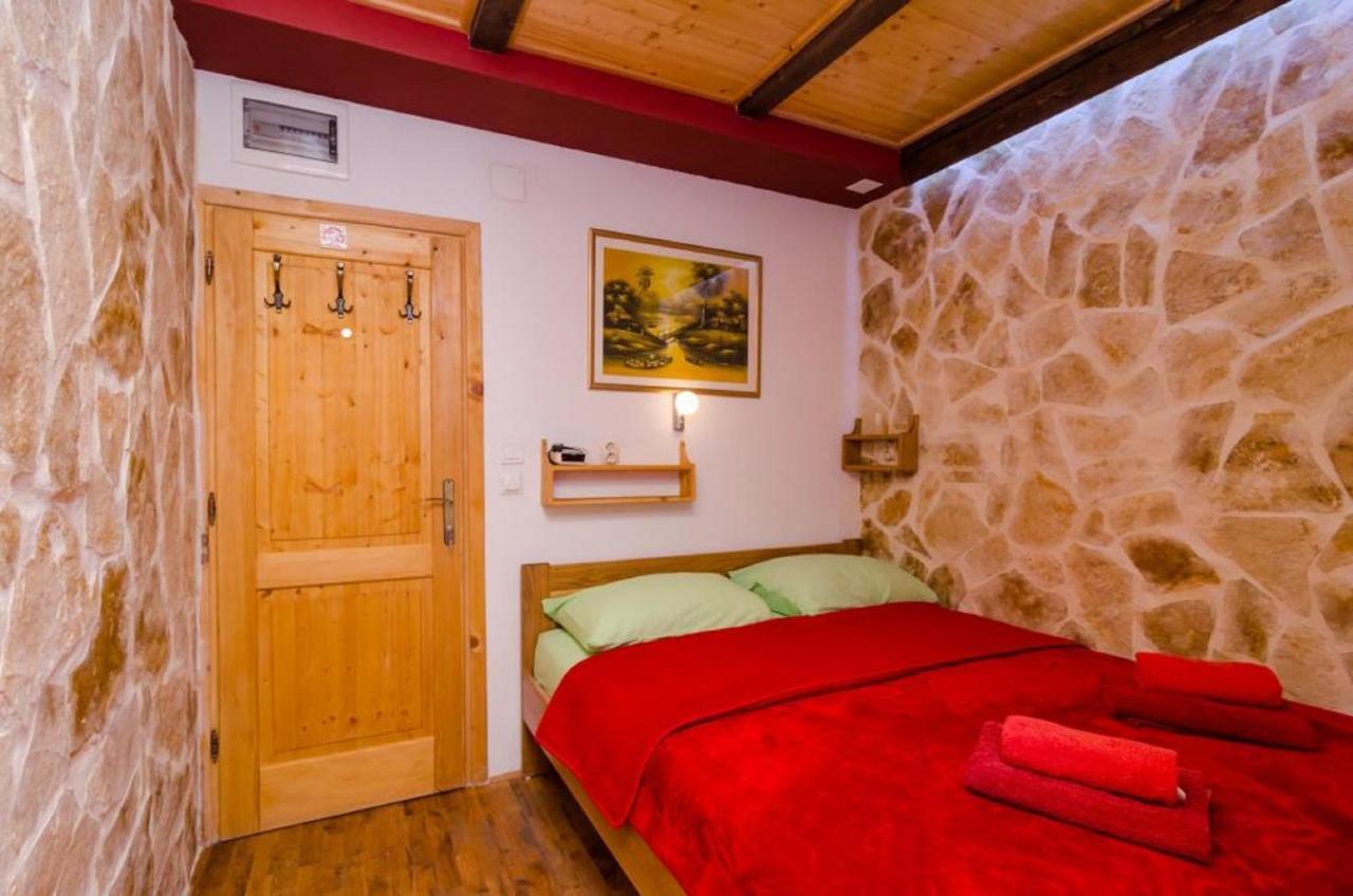 Eddie's Sea View Old Town 3*