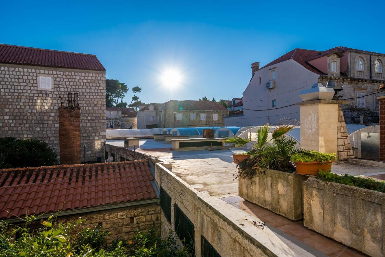 Gasthof Deluxe With A Terrace View At Old Gate *