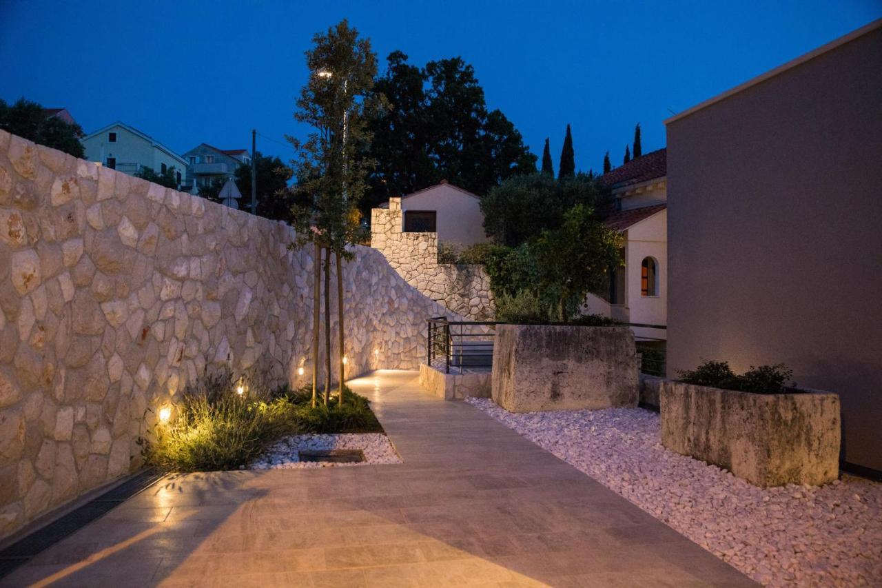 Luxury Maris 5* Villa