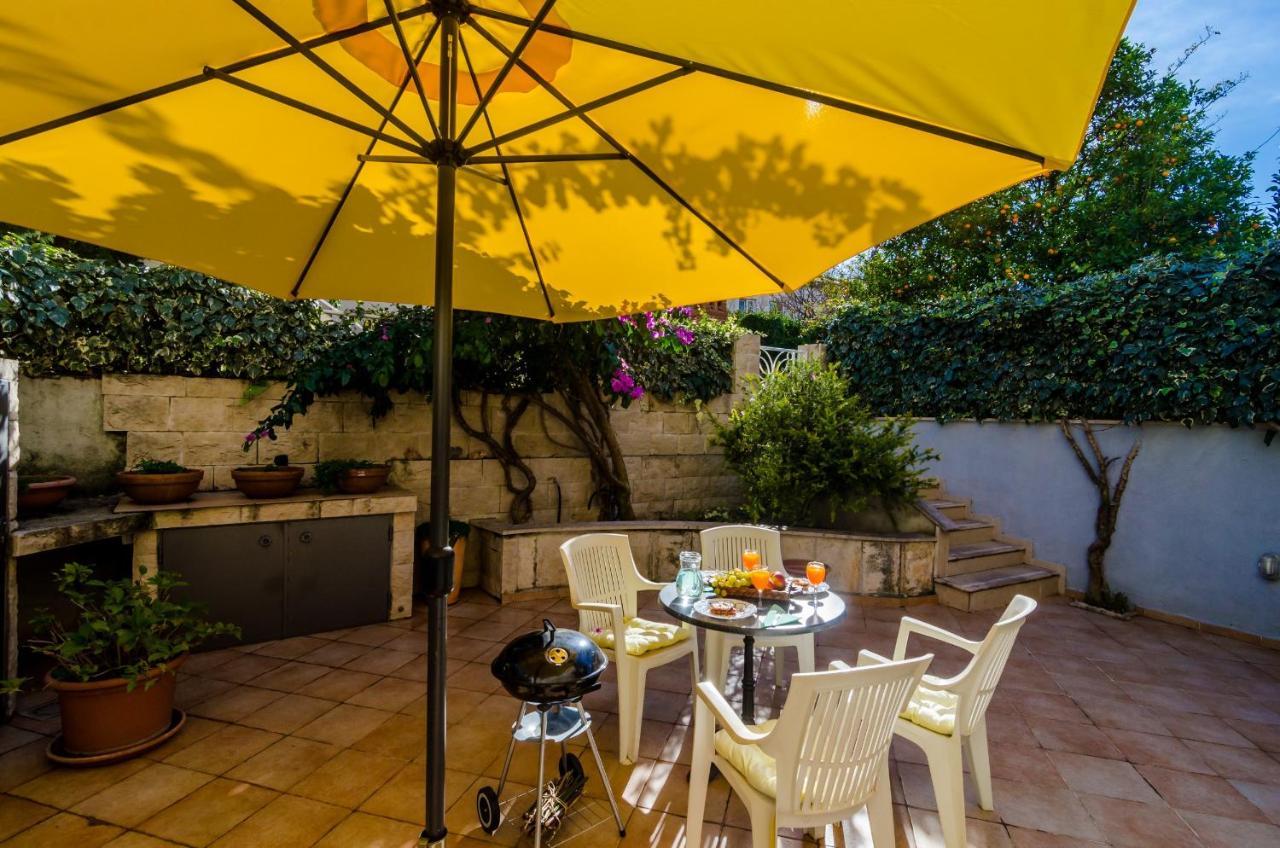 Bogumila Apartment *