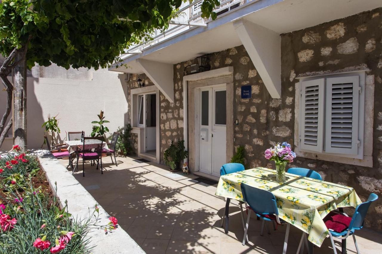 Guest house Aurelia 3*