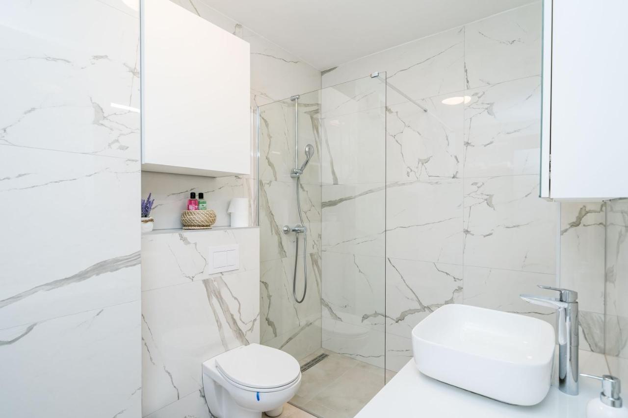 Apartment Nava - New And Spacious Gem - Free Parking *