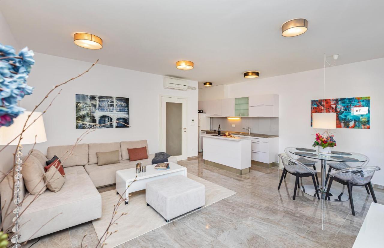 Apartman Leona Apartment