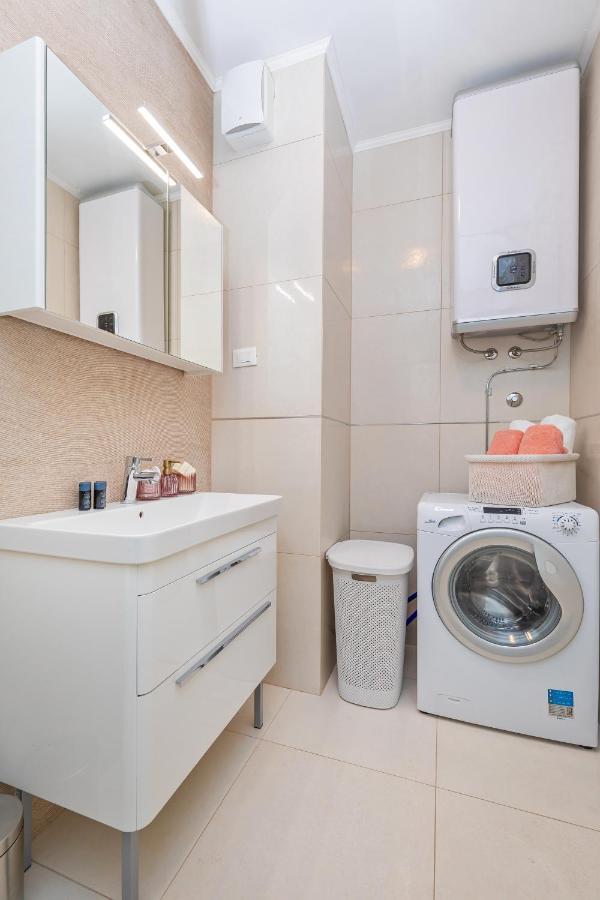 Apartment Apartman Leona