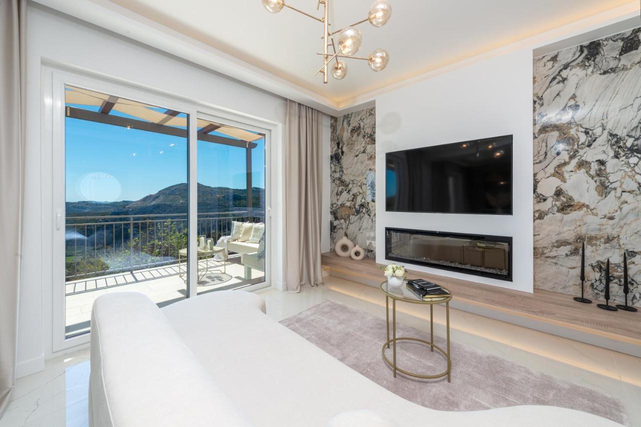 Maria - Exclusive Privacy Villa *