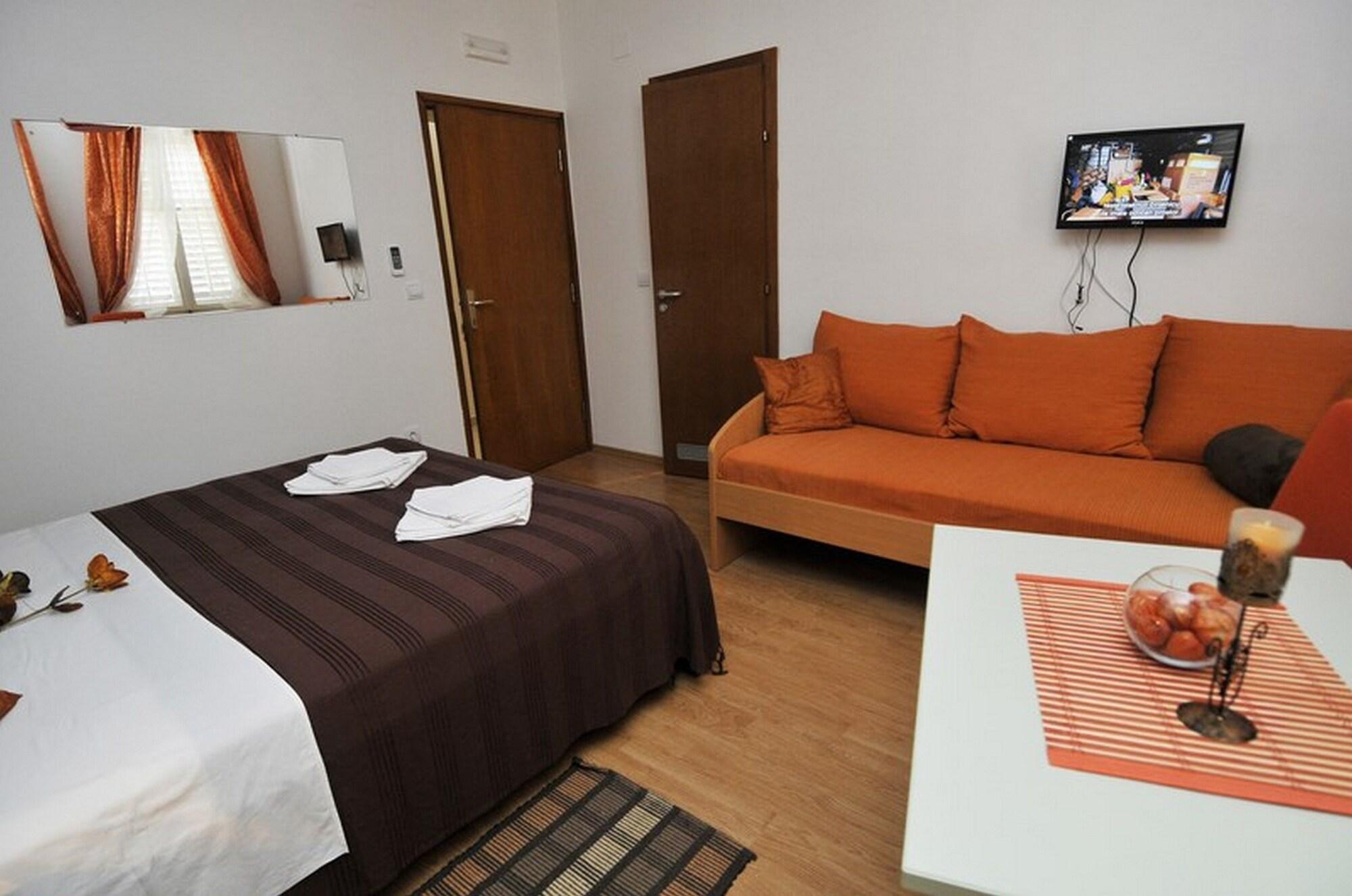 Katarina Guest house