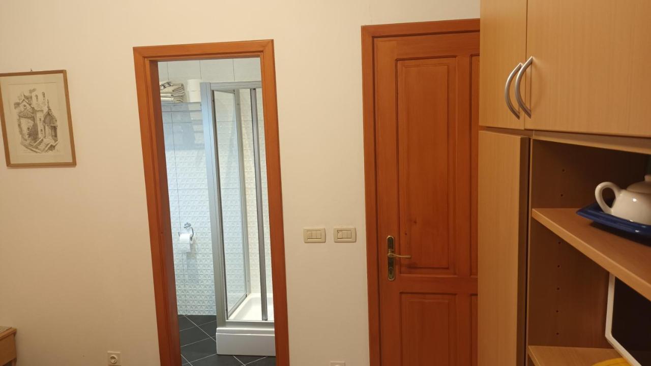 Lovrijenac Guest house 3*
