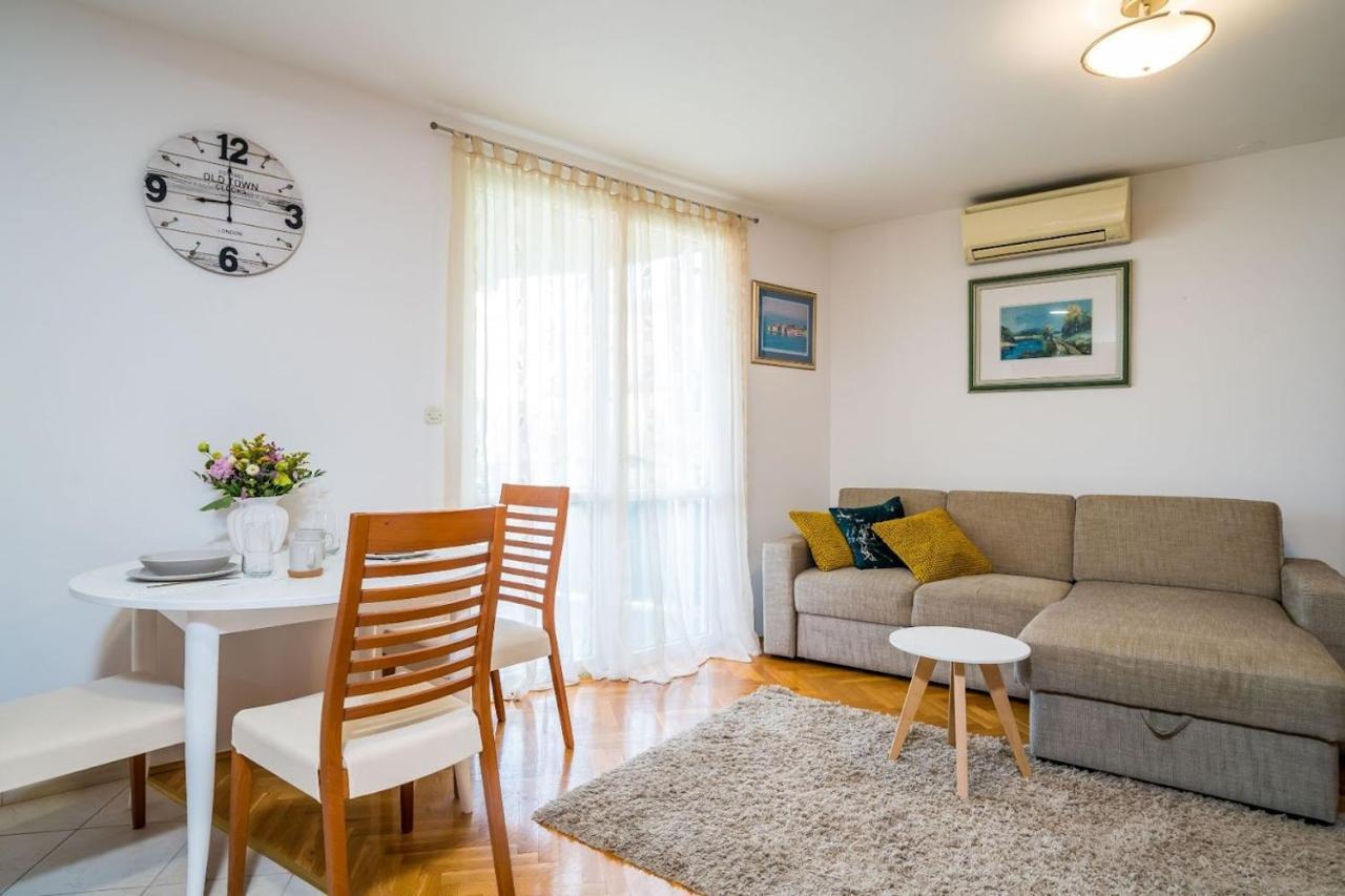 Apartment Mioc *