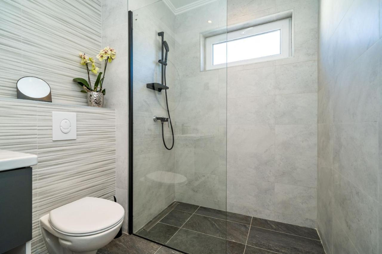 M2 Apartment