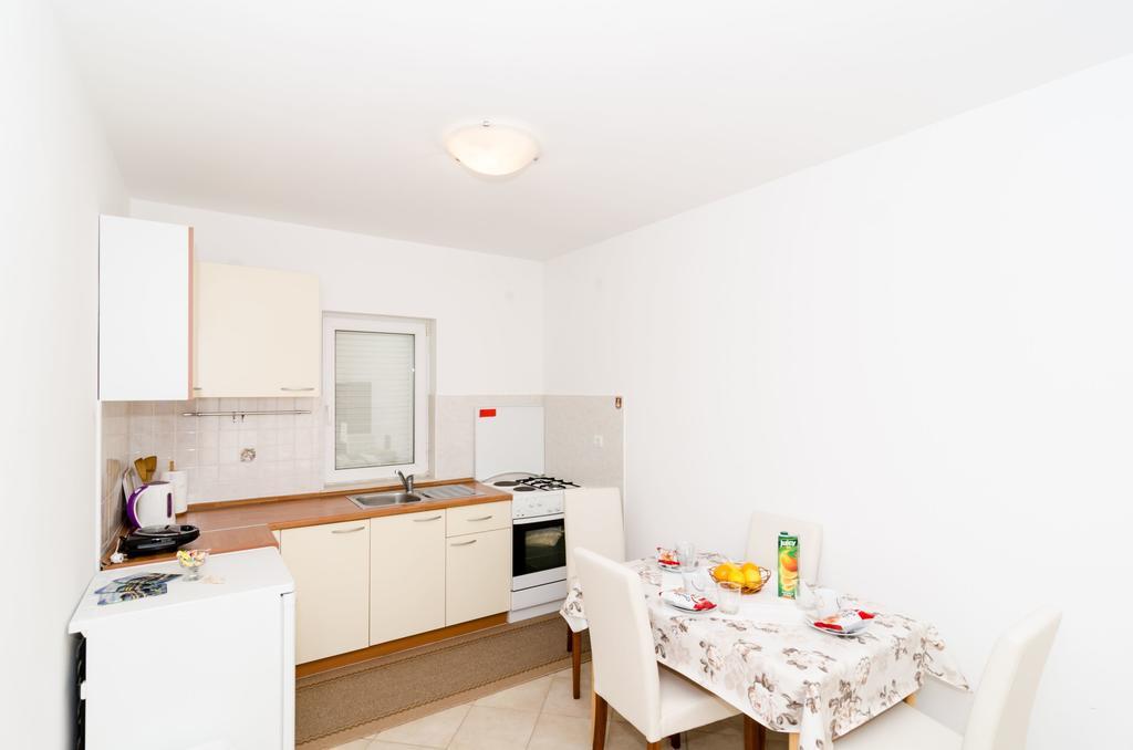Apartmani Farac - Dalmatinska 32 Apartment