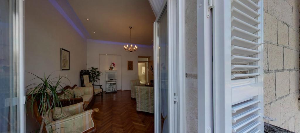 Mihe Apartment *