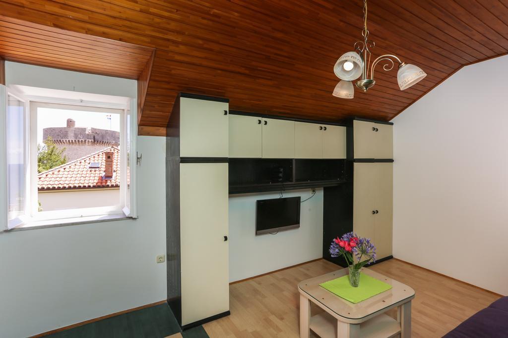 Guest house Katic 3*