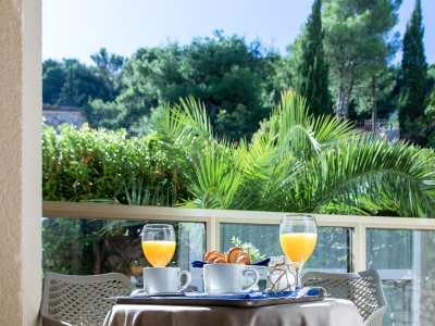 Vis Hotel