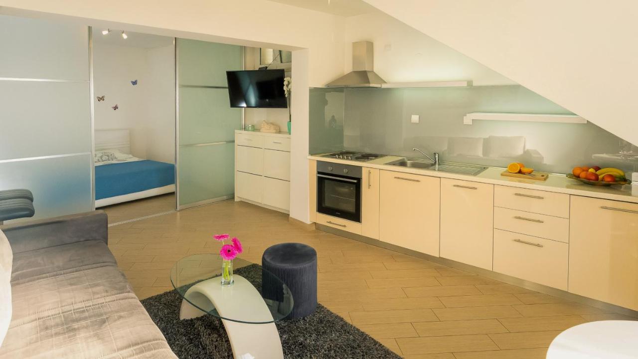 Apartment Story