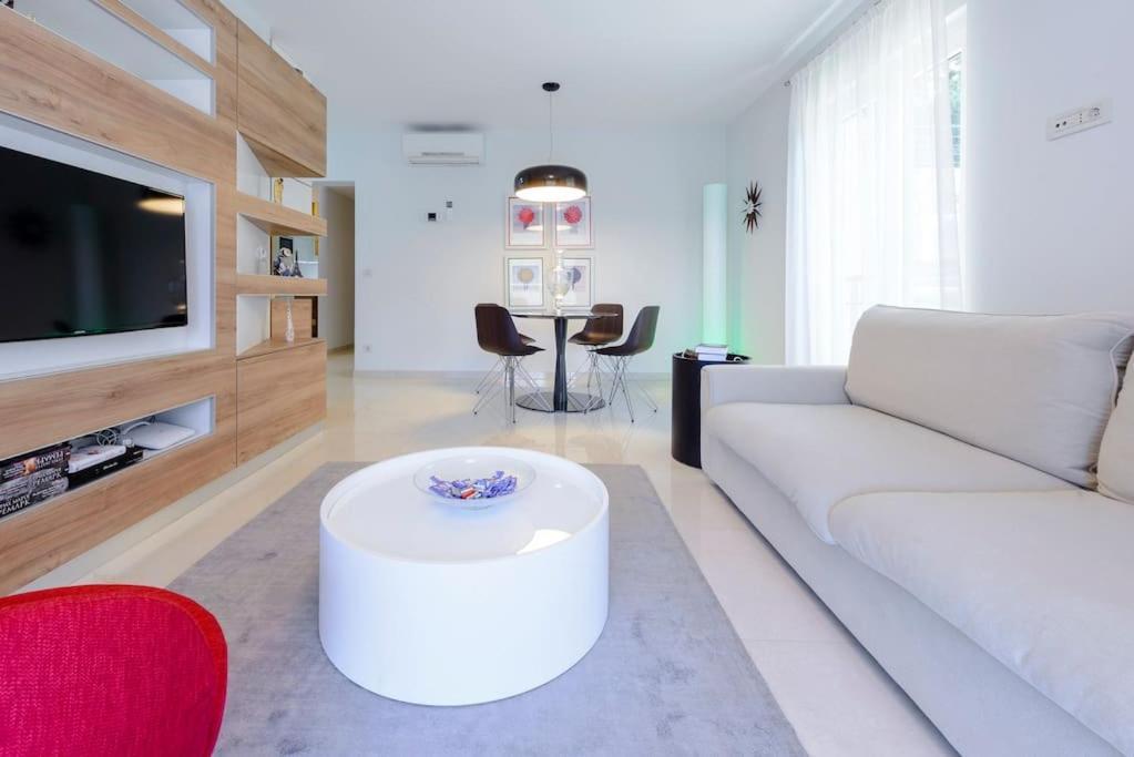 Private Oasis Apartment *