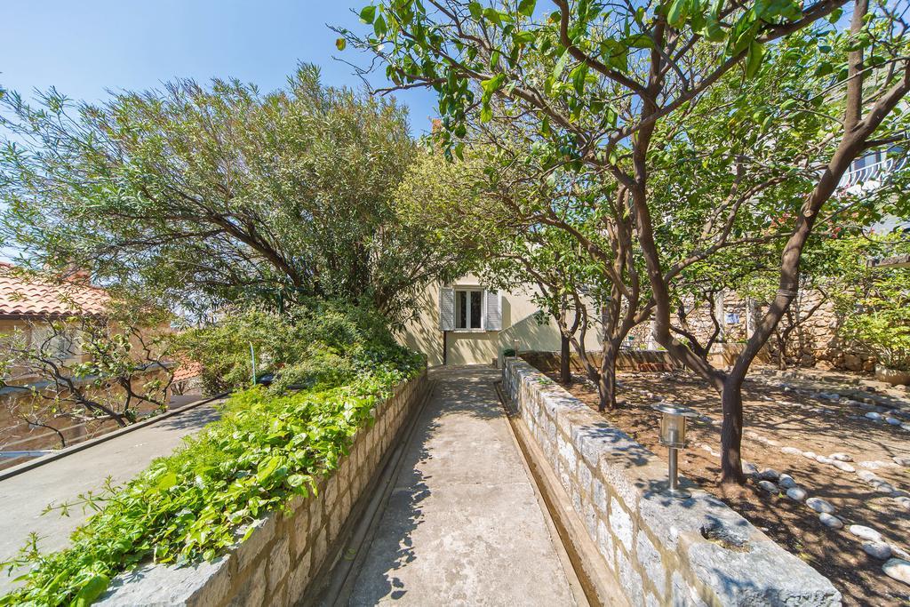 Guest house Astelas