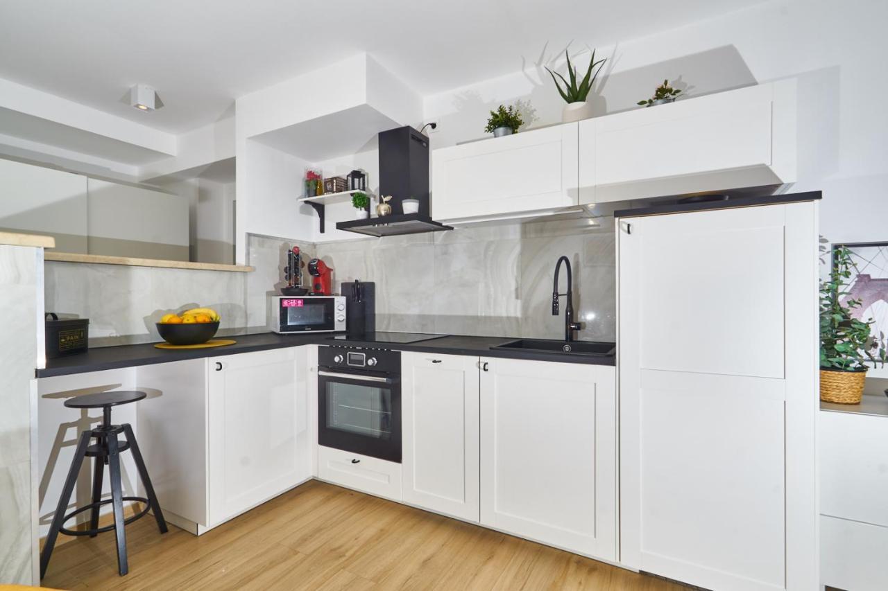 Urban Ivan Apartment *