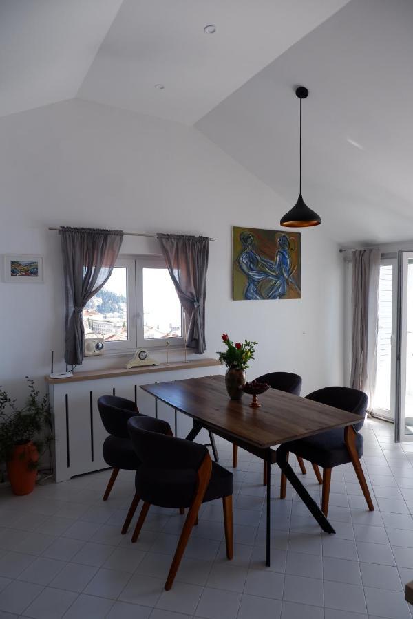 Apartment Viewpoint *
