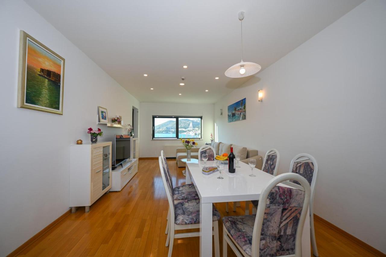 Sea View Porto With Secured Private Parking Apartment *