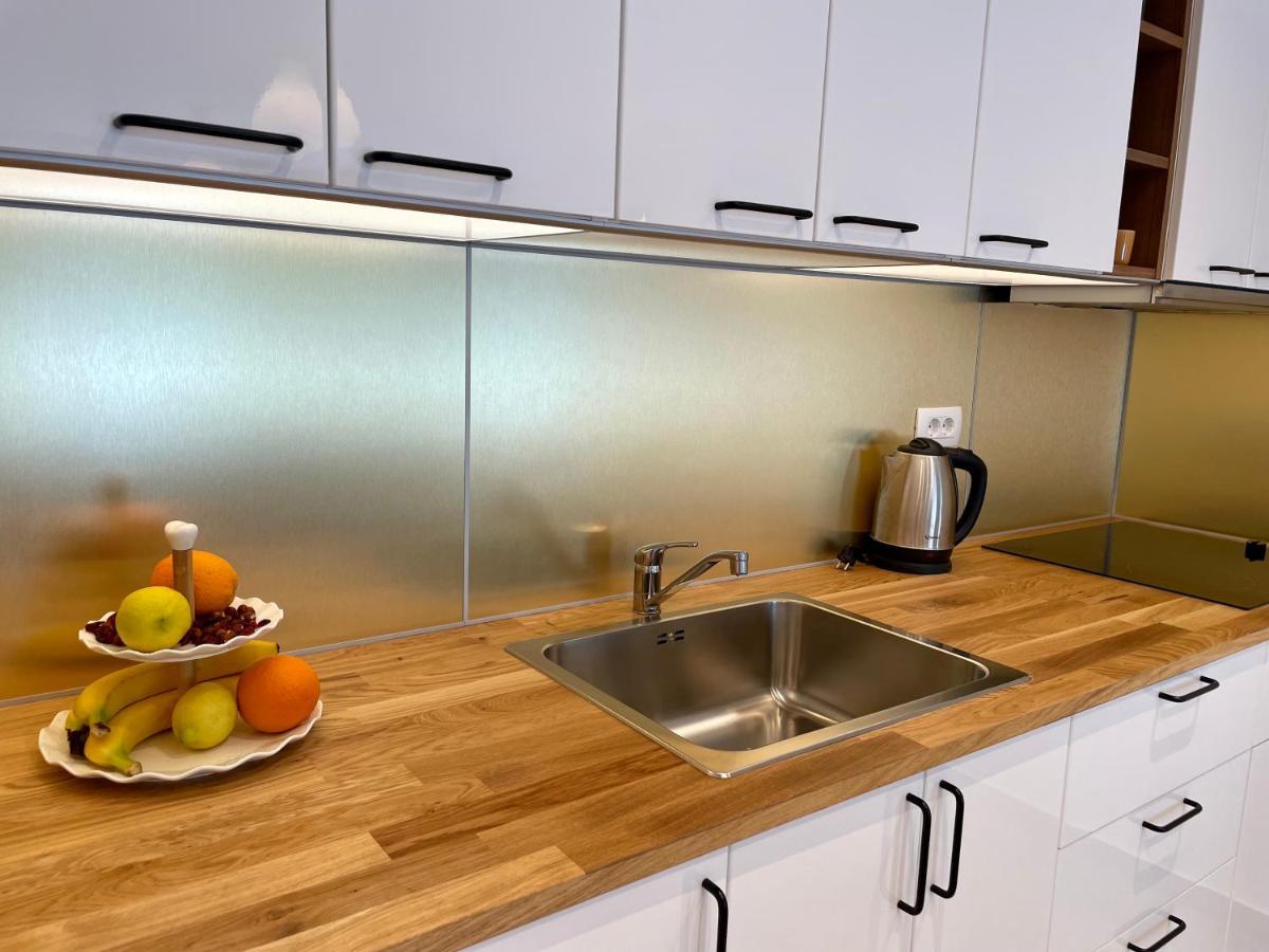 Apartment Laus Iii , Brand New Lovely One-bedroom *