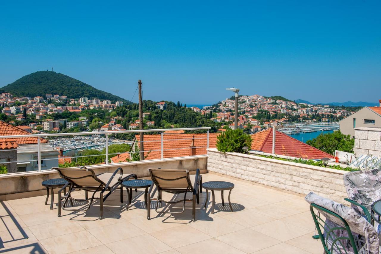 View Port Apartment