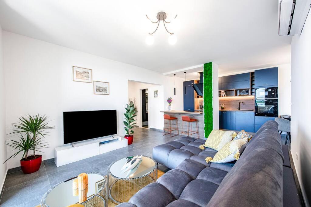 Luka 2 Apartment