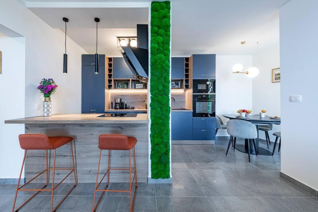 Luka 2 Apartment