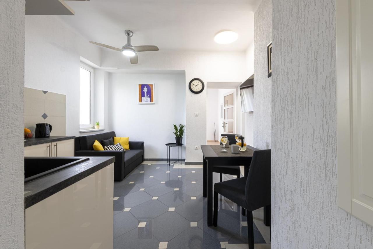 Iva Apartment
