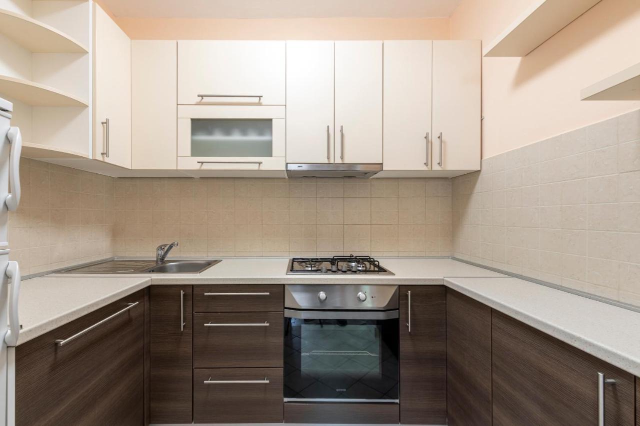 Ivan Apartment *