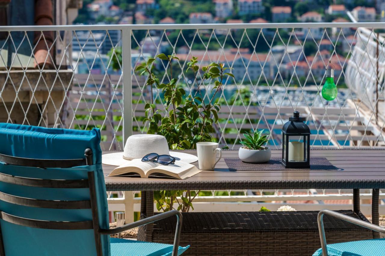 Ivan Apartment *