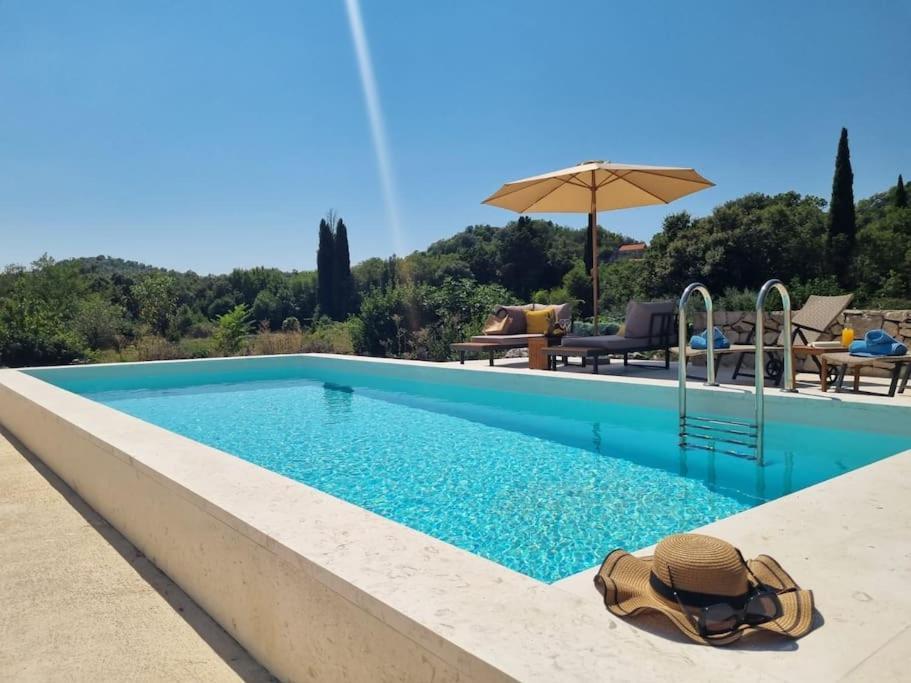 Villa Rougemarin Heritage House With Private Pool Dubrovnik