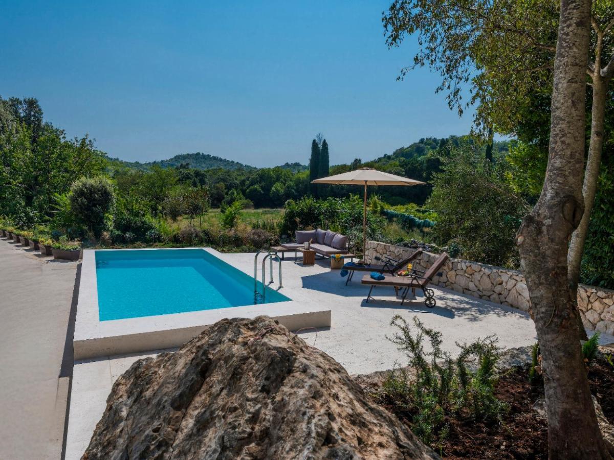 Villa Rougemarin Heritage House With Private Pool