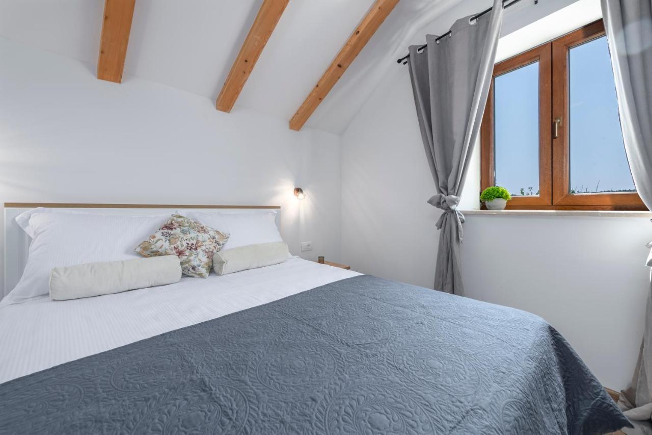 Rougemarin Heritage House With Private Pool Villa