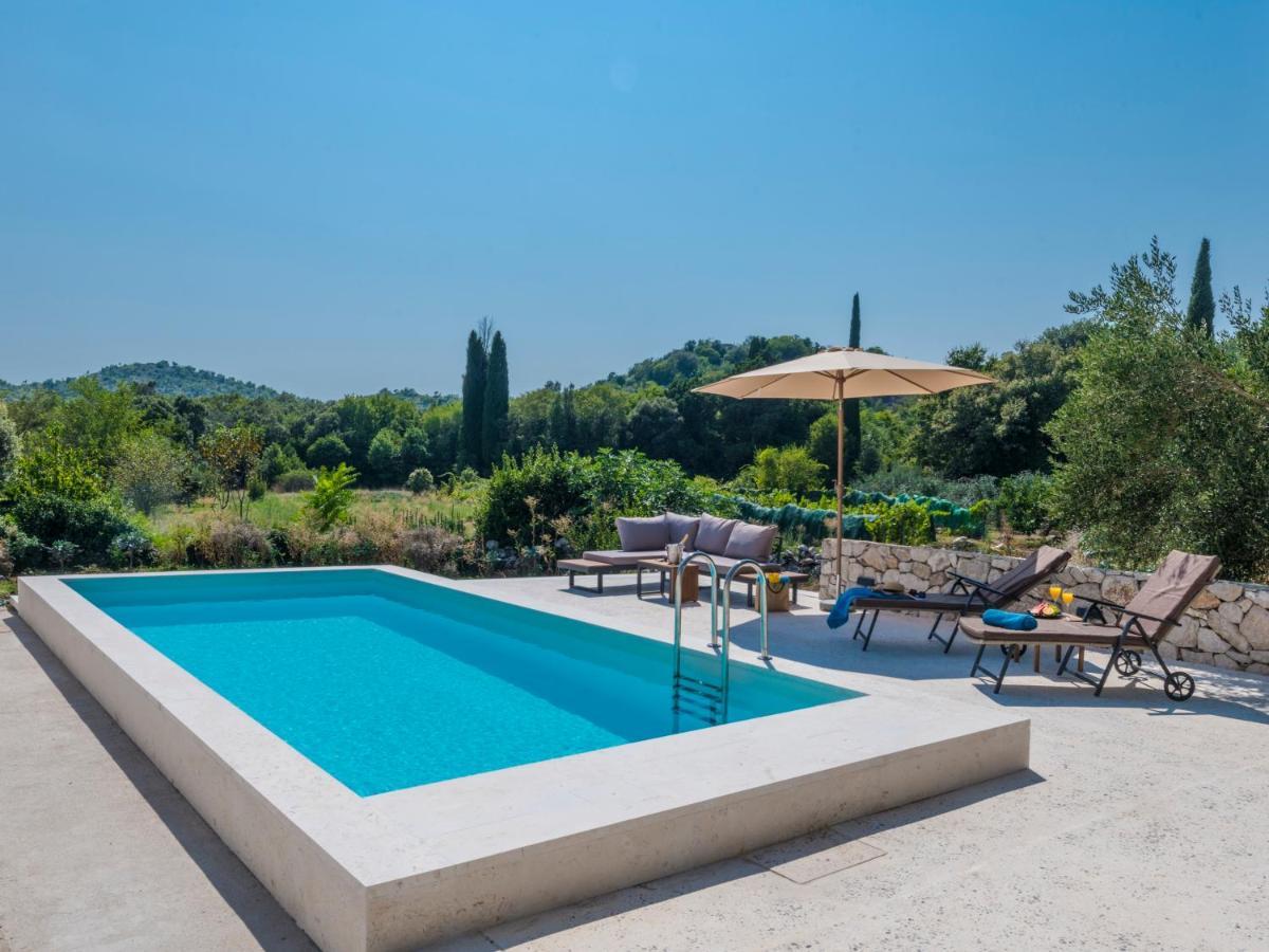 Villa Rougemarin Heritage House With Private Pool