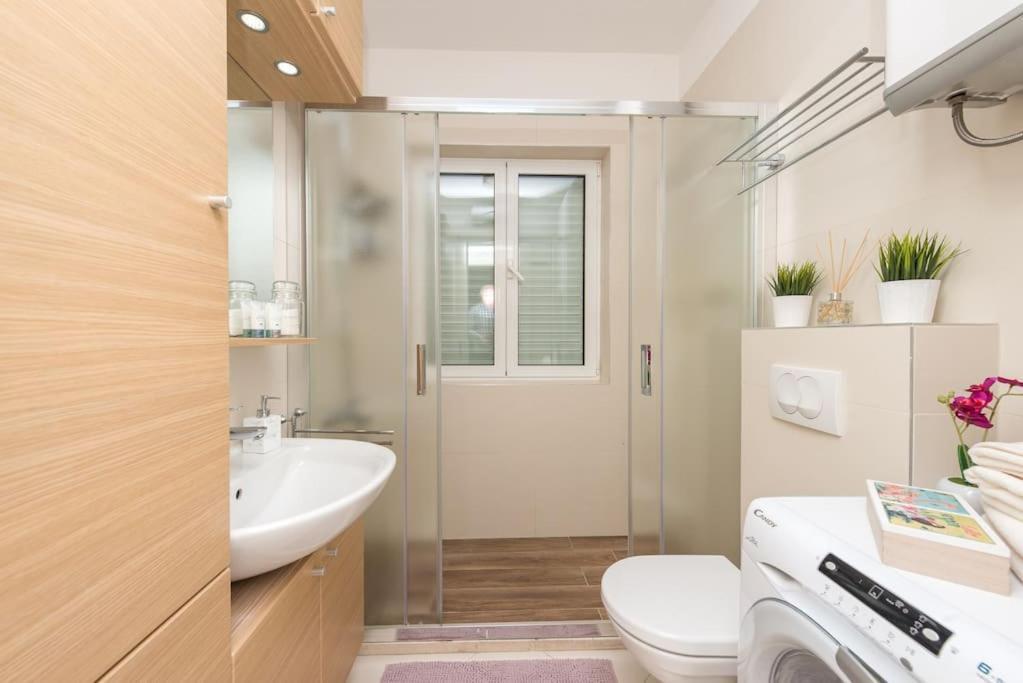 Apartment Lida - Comfort One Bedroom Apt,free Parking-lapad Dubrovnik