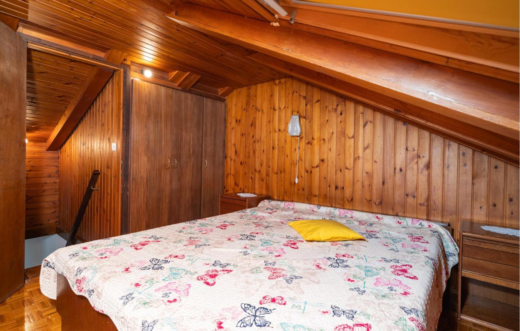 Apartment 1 Bedroom Lovely In Dubrovnik
