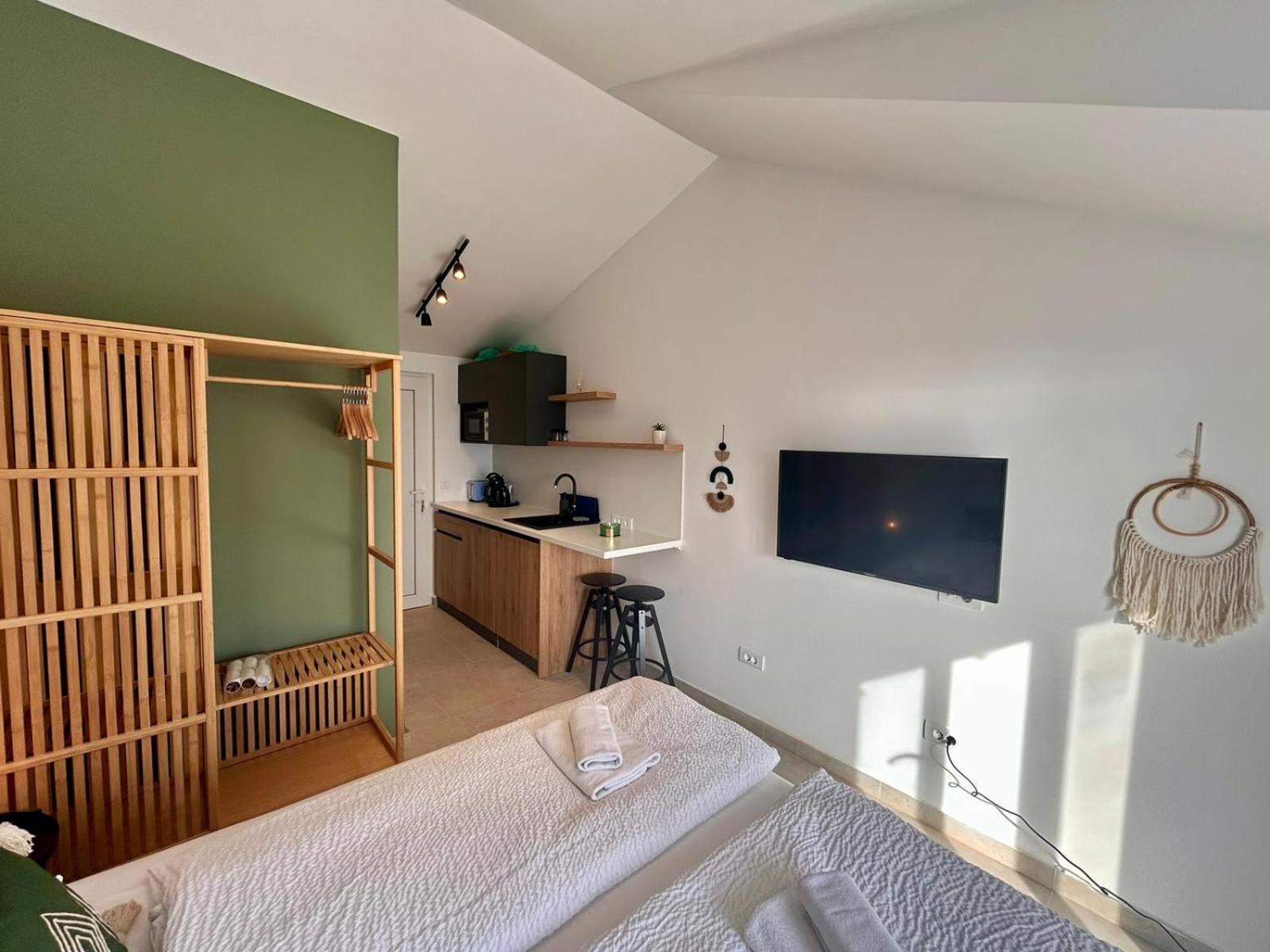 Sea View Studio By Dominium Apartment *
