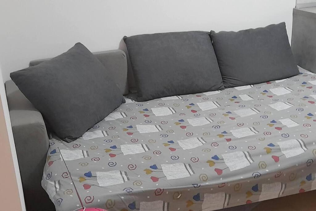 Apartment Sweet - Excellent Location *