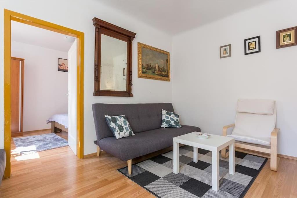 Sogaro Apartment