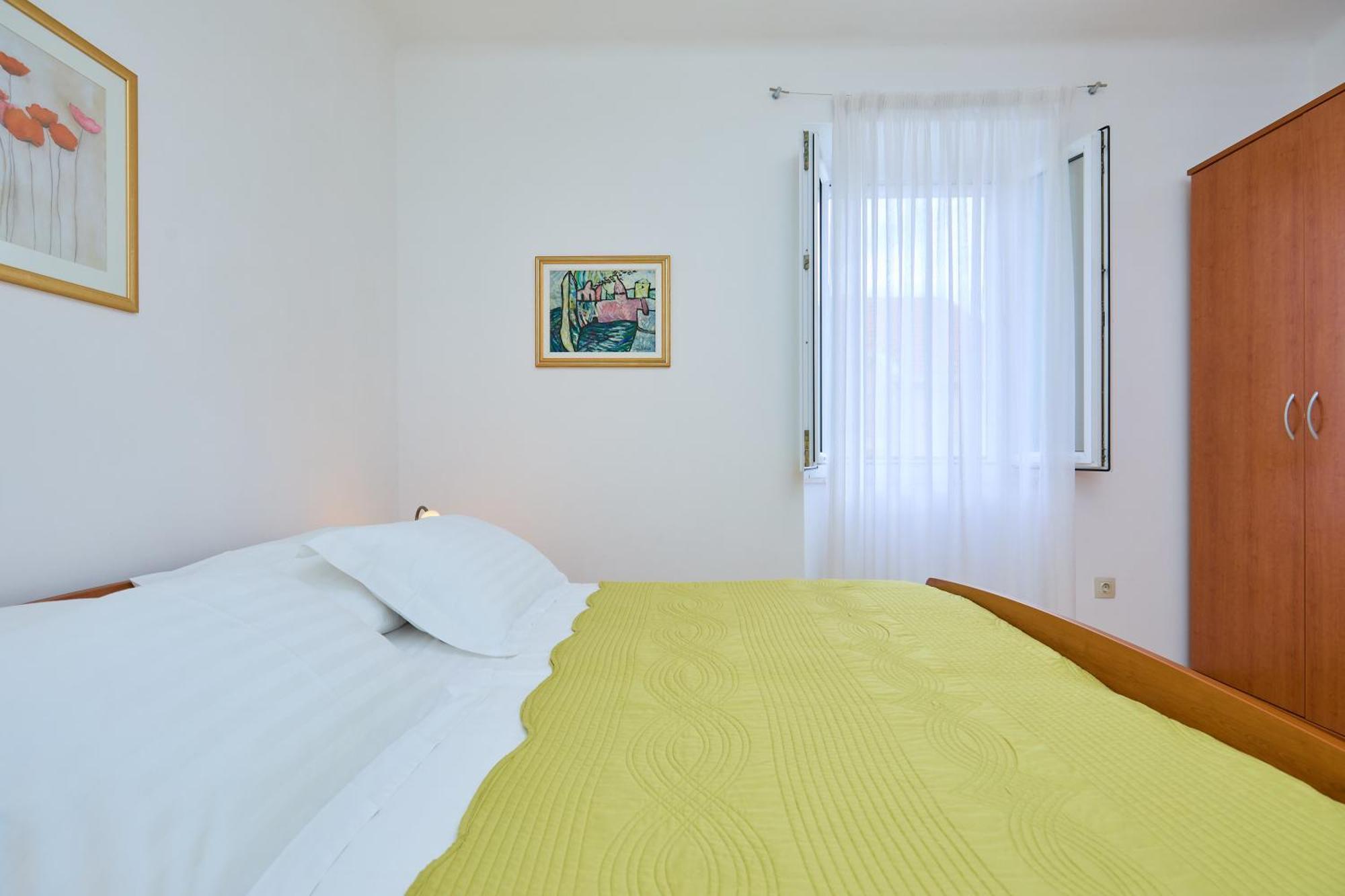Apartment Ivana *