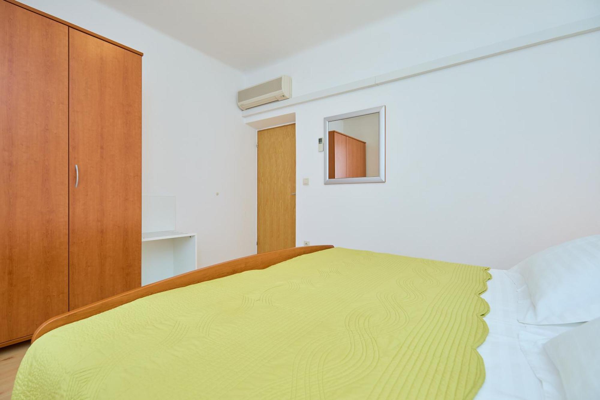 Apartment Ivana *